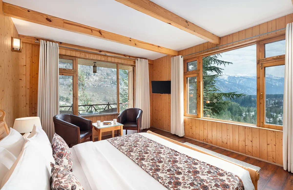 corner-room-with-panoramic-view-of-manali